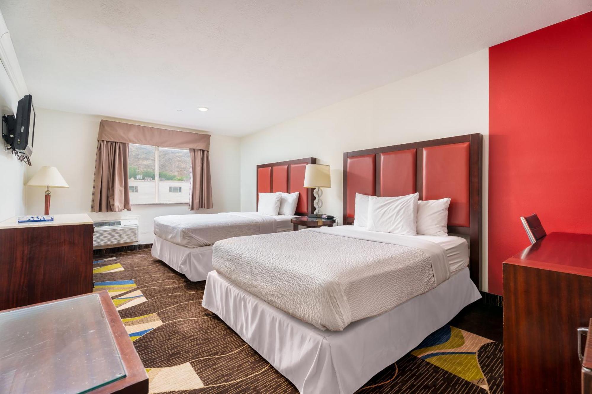 Ramada By Wyndham La Verkin Zion National Park Extérieur photo