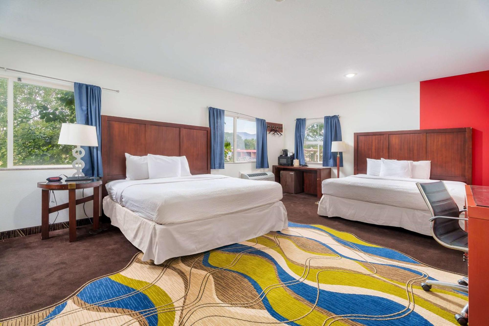 Ramada By Wyndham La Verkin Zion National Park Extérieur photo